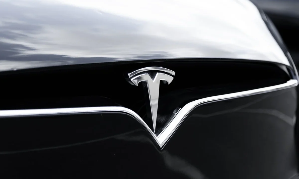Regulatory Scrutiny Intensifies: NHTSA Launches Major Probe into Tesla Suspension Reliability