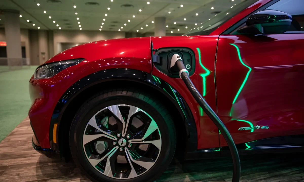 The Great EV Quiet: How GM and Ford Silenced Their Electric Ambitions on Wall Street