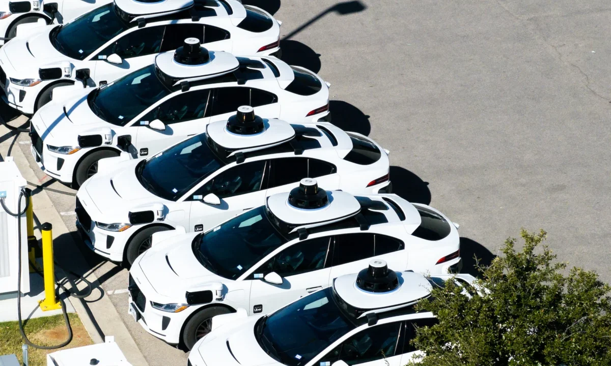 Waymo Relaunches Robotaxi Services in San Antonio Following Software Upgrades and Flood-Related Suspension
